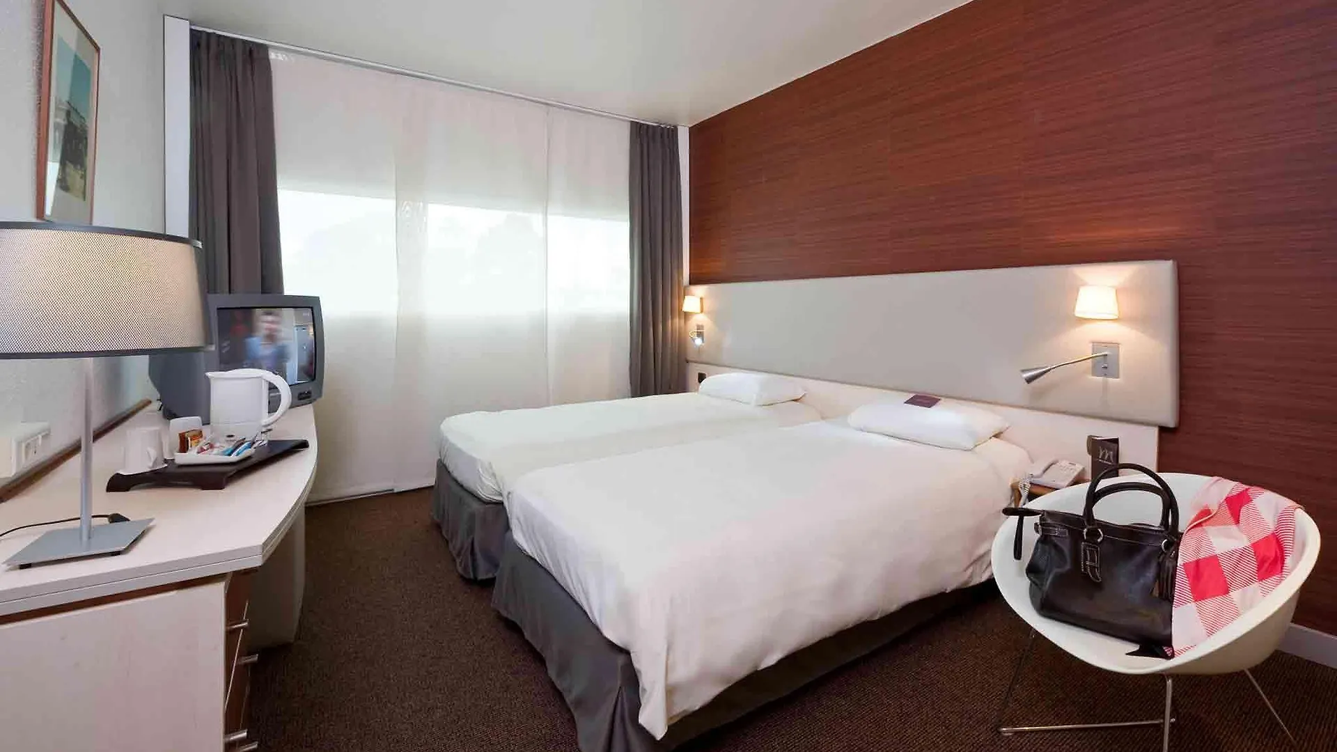 Hotel Mercure Paris Orly Airport