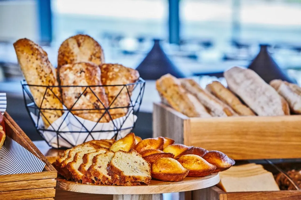 Hotel Mercure Paris Orly Airport